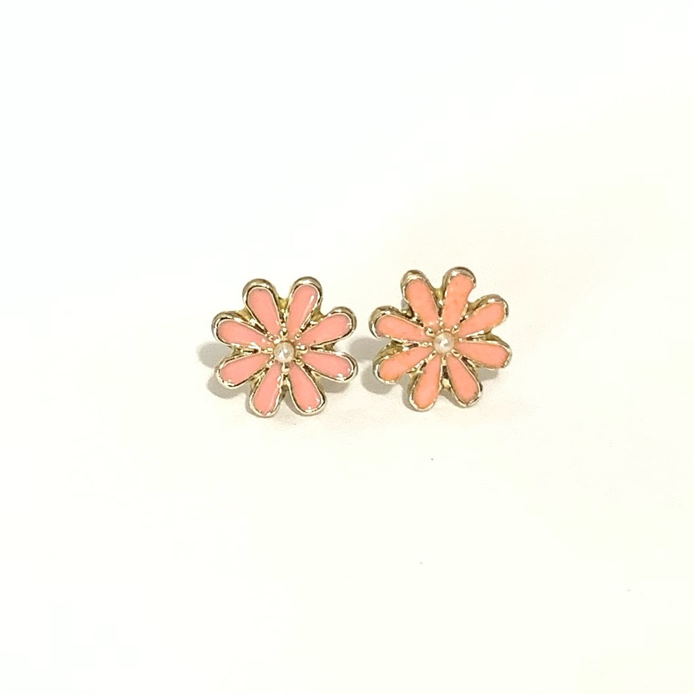 New Pink Flower Stud Earrings